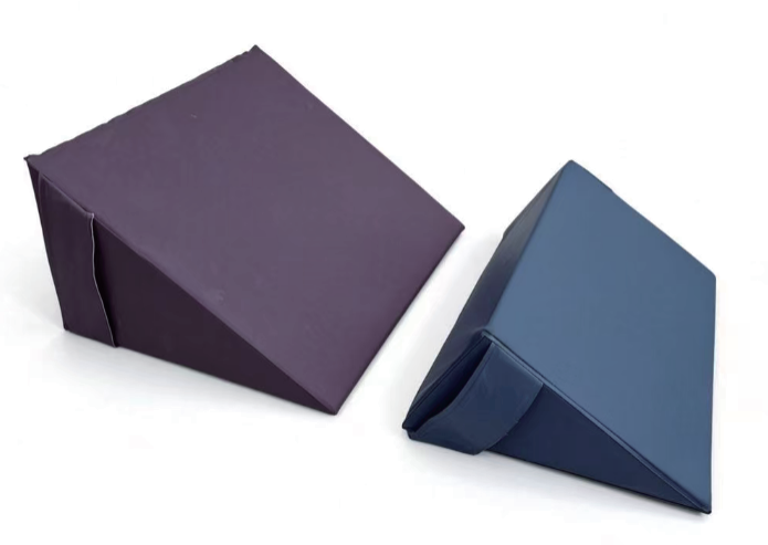 Medical Wedge04